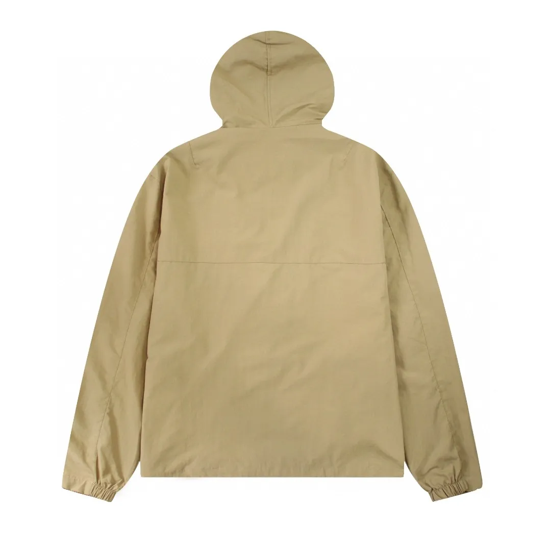 🅿️350 Ralph Lauren Fall New Classic Small Logo Embroidered Hooded Zipper Windproof and Waterproof Jacket 1️⃣ Customized coated fabric, windproof and waterproof, exquisite small logo embroidery on the chest to highlight your personality, and the workmanship details are perfectly controlled! 2️⃣It is very youthful and energetic, and can be easily worn by both men and women. It is very in line with the fashion aesthetic concepts of today's young people! 3️⃣ Full set of customized accessories, complete with three labels, same style for men and women, a must-have for couples. Color: Navy Khaki Size: S, M, L, XL